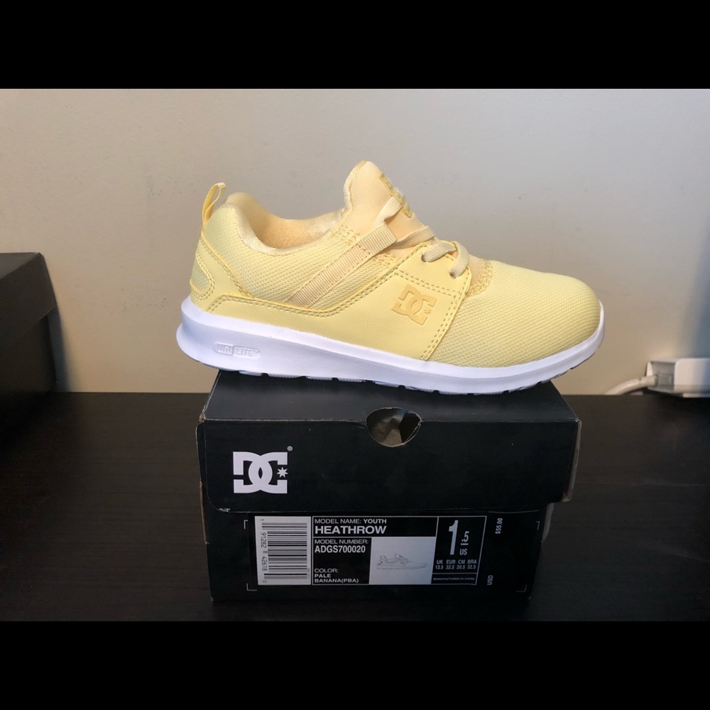 DC Heathrow Youth Size 1.5 New in Box